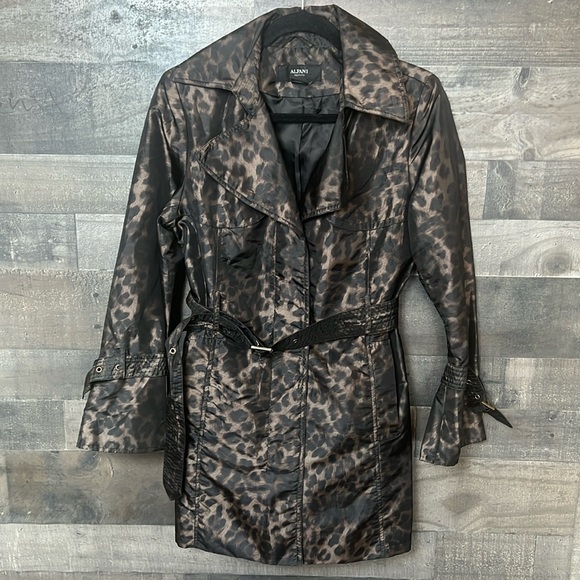 Alfani Jackets & Blazers - Pretty Alfani Animal Print Jacket